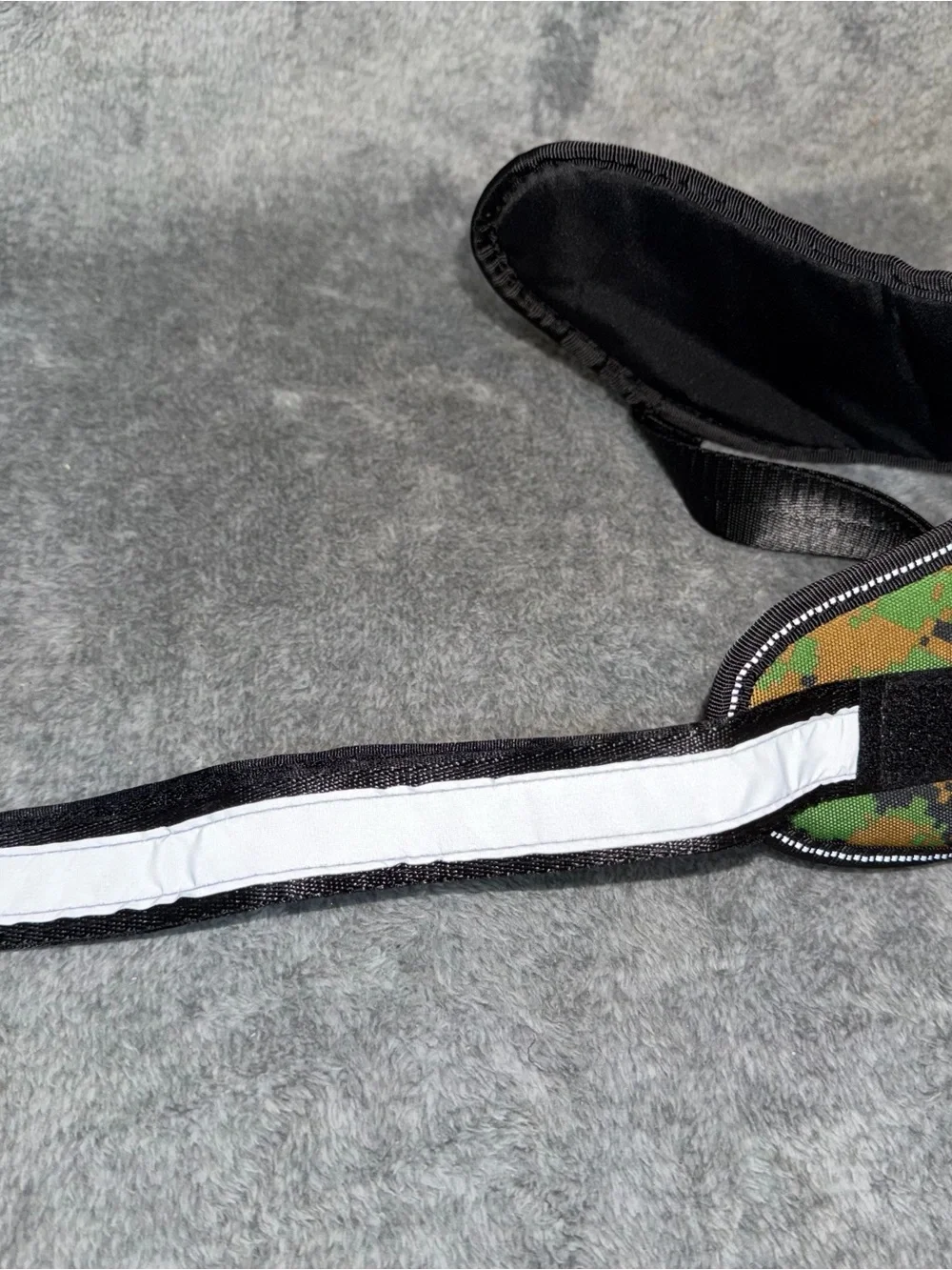 Doggy Kingdom No Pull Dog Pet Harness Adjustable  Reflective Size Medium Camo